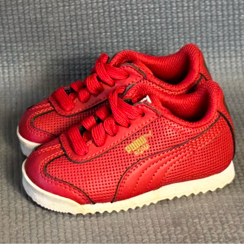 Puma Toddler Roma‎ Basic Red Low Sneakers Size 5C